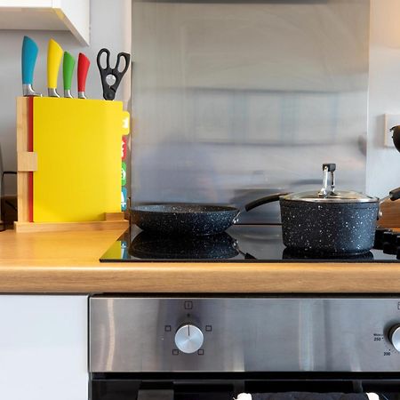 Studio Stay City Haven Preston بريستون الغرفة الصورة